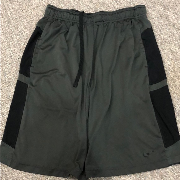 Nike Other - Nike Men’s Gray and Black Athletic Shorts Size M